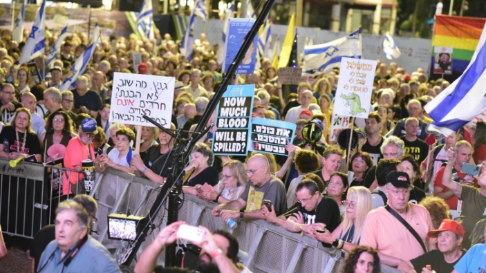 Les Israéliens protestent contre la guerre à Gaza