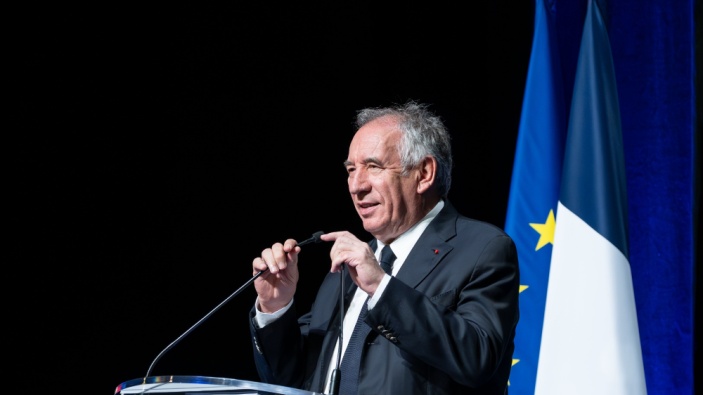 Le coup de théâtre de François Bayrou