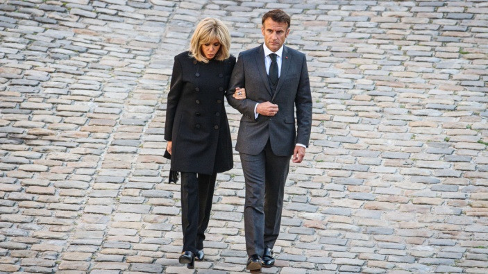 Brigitte Macron fournira des « preuves scientifiques » à la justice américaine pour démontrer qu’elle est bien née femme