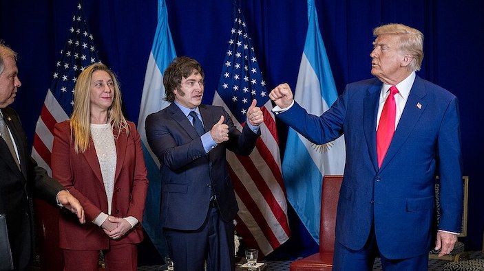 Trump sale al rescate de Milei