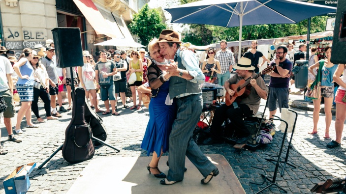 Practicar disciplinas artísticas, como el tango, retrasa el envejecimiento del cerebro