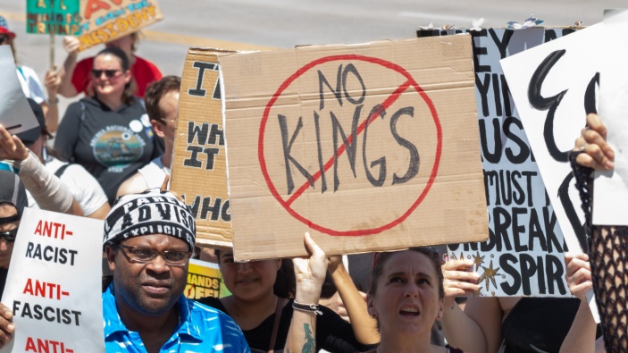 Des millions d’Américains participent aux rassemblements « No Kings » en faveur de la démocratie