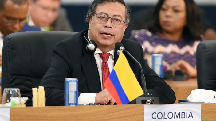 Petro y Trump se enfrentan por la presencia militar estadounidense en el Caribe