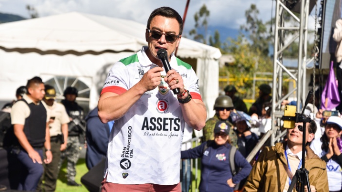 El presidente de Ecuador dice que trataron de envenenarlo