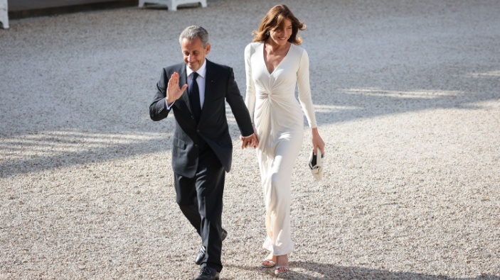 Nicolas Sarkozy est placé en liberté conditionnelle 