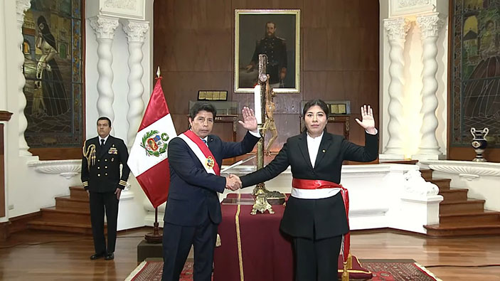 Betssy Chávez dinamita las relaciones diplomáticas entre México y Perú 