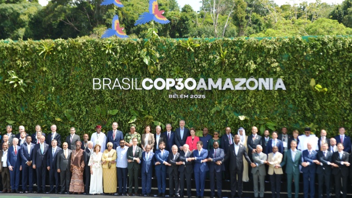 La COP30 finaliza con un acuerdo climático voluntario