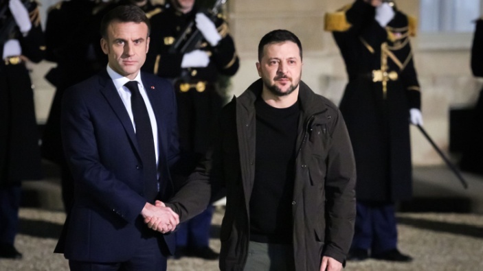 Quand Emmanuel Macron tente de faire entendre la voix de l’Ukraine