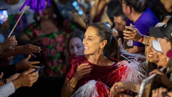 Jóvenes perrean para apoyar a la presidenta Sheinbaum