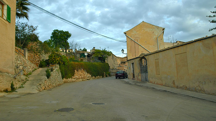 Un pequeño pueblo de Mallorca, convertido en un ‘Gran Hermano’