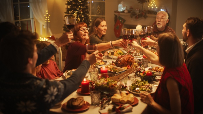 Experten warnen vor Entschlackungsdiäten und empfehlen eine ausgewogene Ernährung während der Feiertage