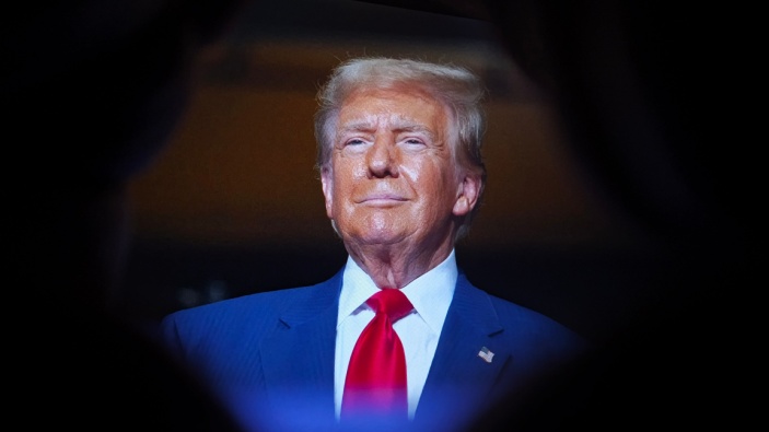 El Smithsonian quita una placa que mencionaba el juicio político de Donald Trump