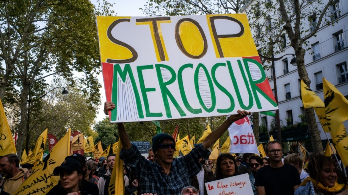 La UE firma un pacto económico con Mercosur que desata la reacción de los euroescépticos