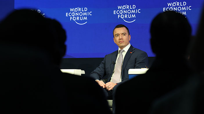 Ecuador y Colombia abren una guerra comercial 