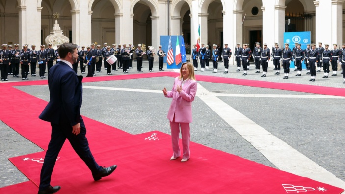 <i>Giorgia’s Vision</i> esce negli USA, con prefazione di JD Vance ed endorsement di Donald Trump