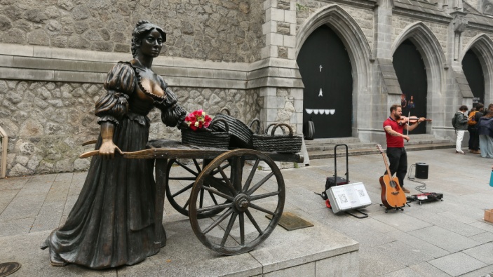 Irlanda ofrece una renta básica para 2.000 artistas 