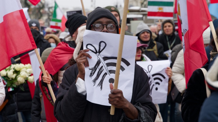 Los iraníes burlan el bloqueo de Internet