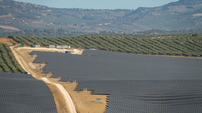 España descubre el “escudo” de las renovables