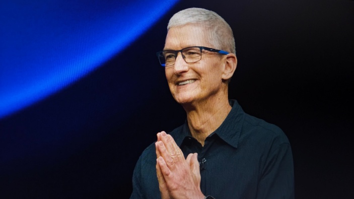 Gli dei utenti social media giudicano ipocrita il consiglio del CEO di Apple