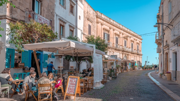 Il governo italiano cerca di contrastare le recensioni false 