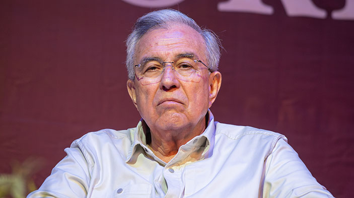 Un gobernador mexicano renunció luego de ser acusado de colaborar con el narcotráfico