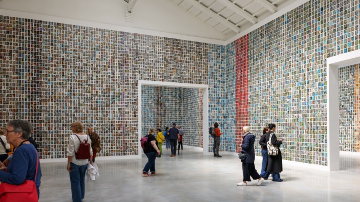 Los artistas de la Bienal de Venecia critican los nuevos premios del público