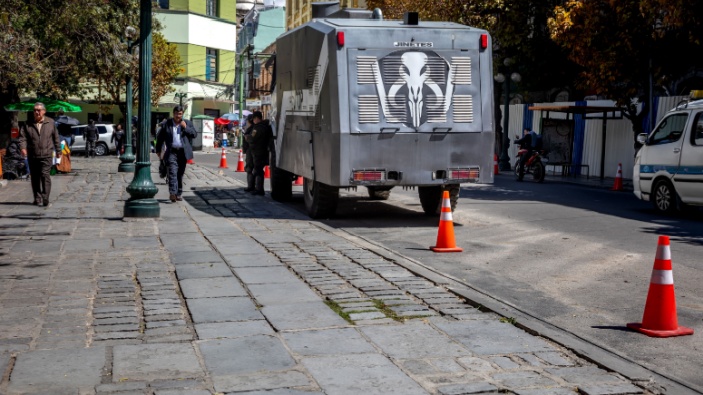 Bolivia podrá usar a las Fuerzas Armadas contra los bloqueos