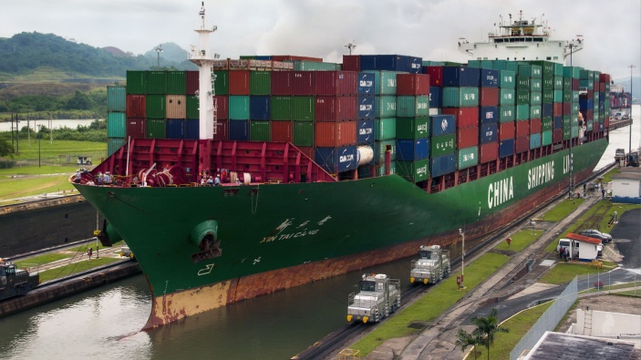 Panamá revoca las licencias de China sobre dos puertos del canal