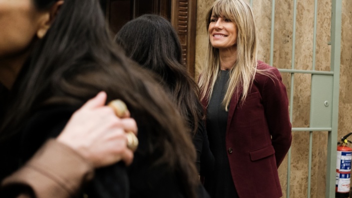 Nueva pirueta en el ‘caso Begoña Gómez’, una maniobra judicial contra la esposa de Pedro Sánchez