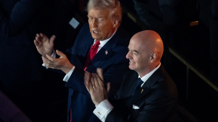 Il Parlamento europeo chiede un'indagine sul Presidente della FIFA per la presunta influenza di Trump