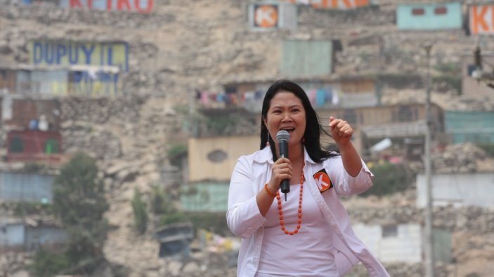 Escrutinio final confirma la victoria de Fujimori en Perú
