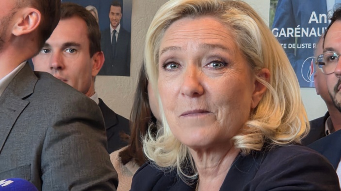Malgré sa condamnation, Marine Le Pen se lance dans la course présidentielle