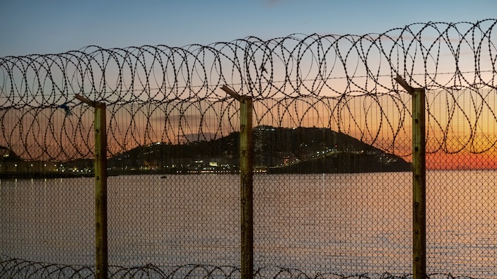 Une décision de la Cour suprême mal interprétée provoque une vague massive de migrants vers l'Espagne