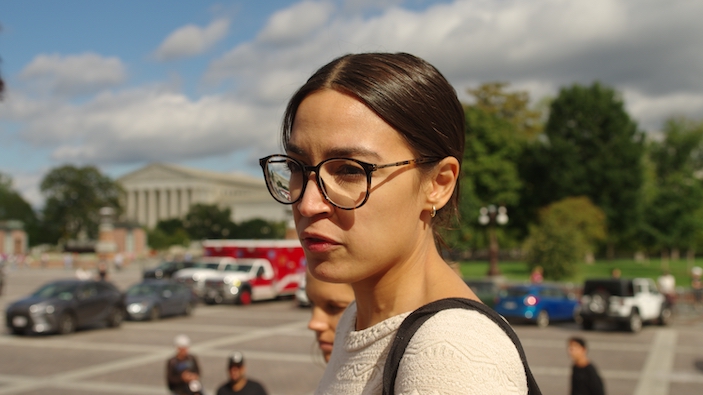 Ocasio-Cortez ha annunciato di voler congelare i propri ovuli