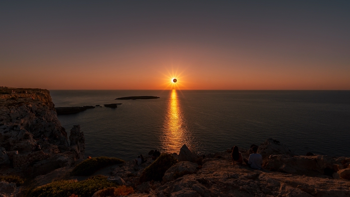 España disfruta de un eclipse solar total