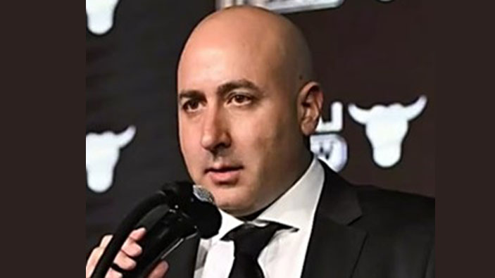 Un asesor político latinoamericano fue acusado de querer matar a su pareja