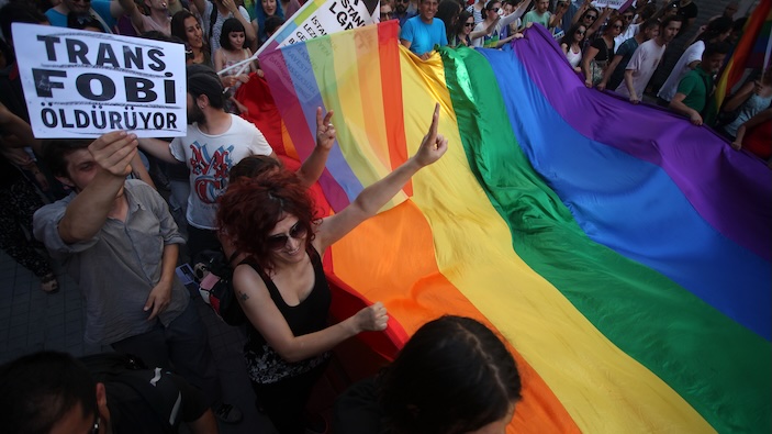En Turquie, le président Erdoğan s’attaque à la communauté LGBT+