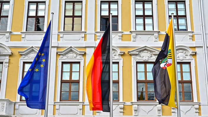 La Germania valuta di limitare l'accesso dell'AfD alle informazioni militari e di intelligence