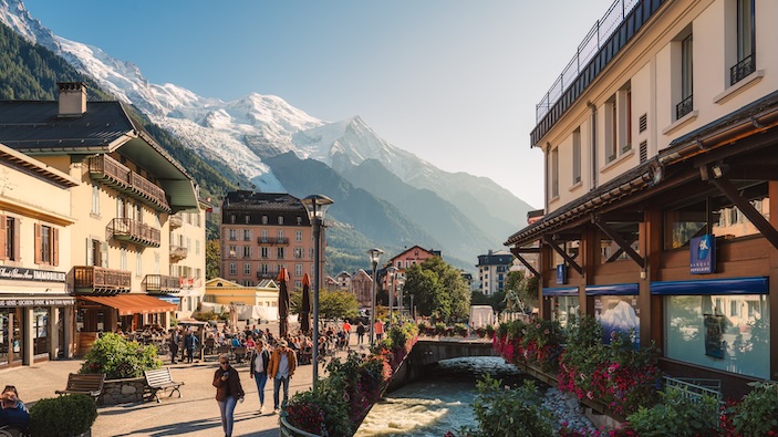 Surtourisme en montagne : le massif du Mont-Blanc, victime de son succès 